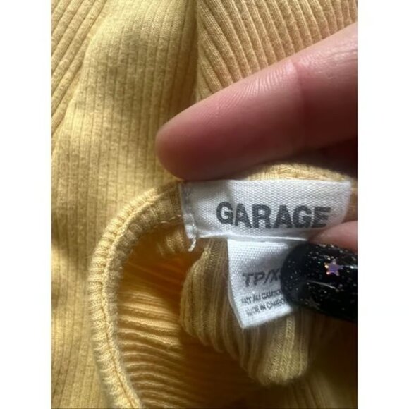 Garage Goldenrod Yellow V Neck Ribbed Knit Crop Top XS - Picture 3 of 3